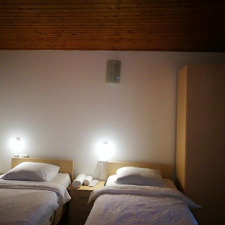 Hotel Salo Tbiliszi Kültér fotó