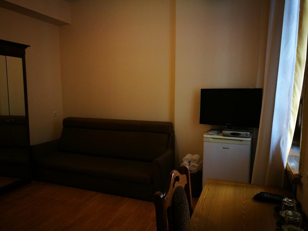 Hotel Salo Tbiliszi Kültér fotó