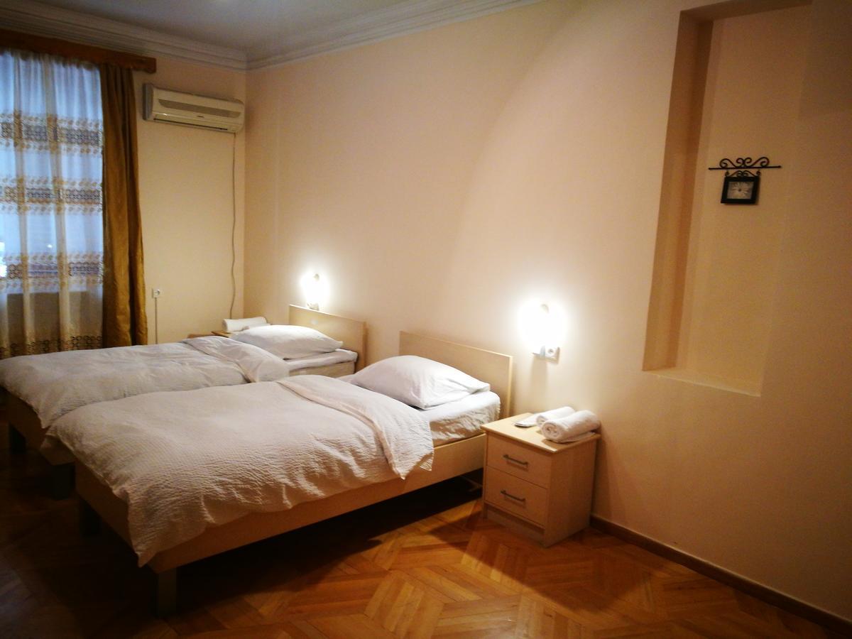 Hotel Salo Tbiliszi Kültér fotó