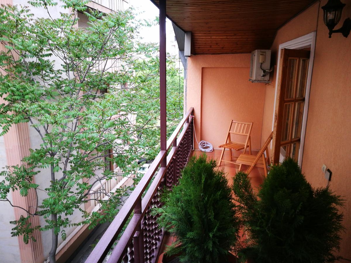 Hotel Salo Tbiliszi Kültér fotó